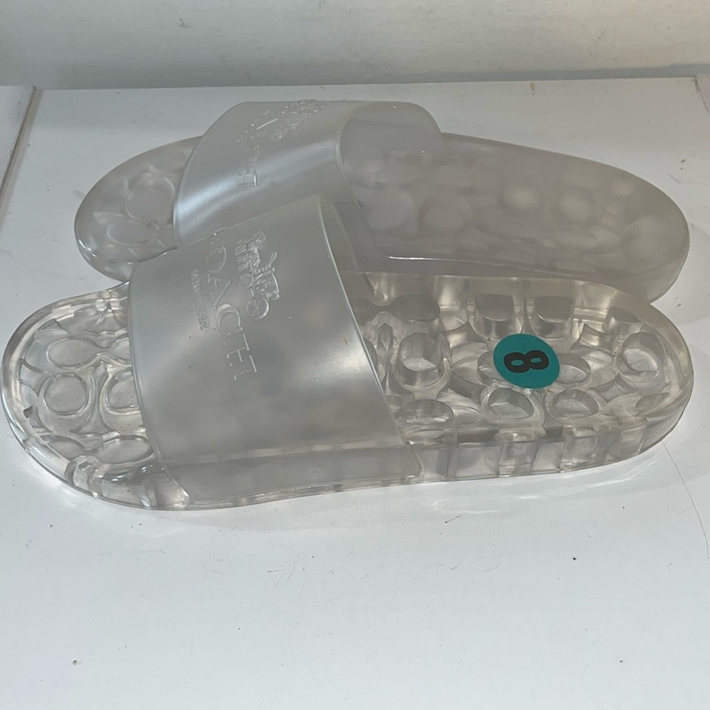 NWOT COACH ULYSSA LOGO FLATS POOL SLIDS CLEAR SIZE 8 - Picture 2 of 9